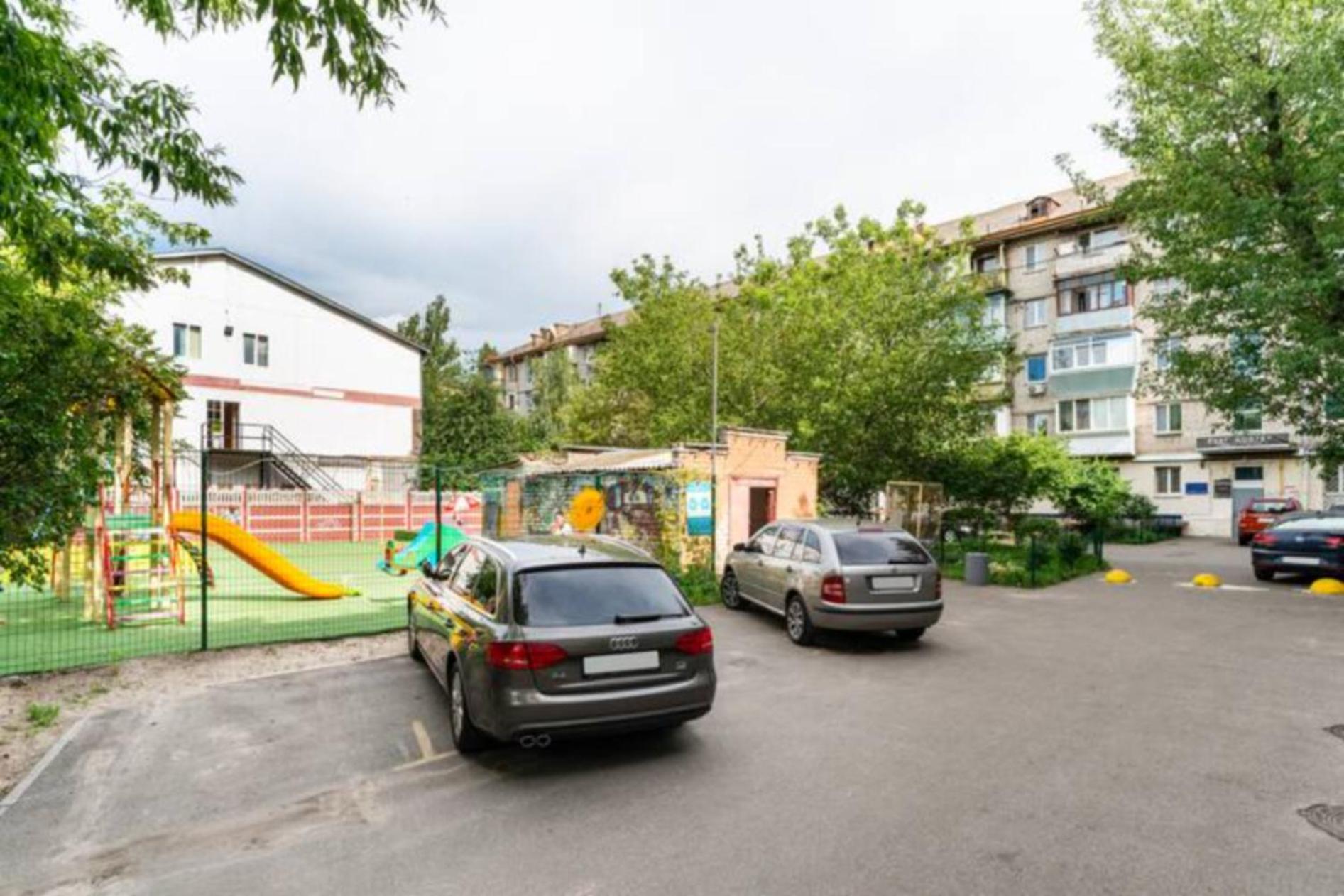 Затишна 2К Квартира З Усім Необхідним Для Життя Поряд З Метро Дарниця كييف المظهر الخارجي الصورة