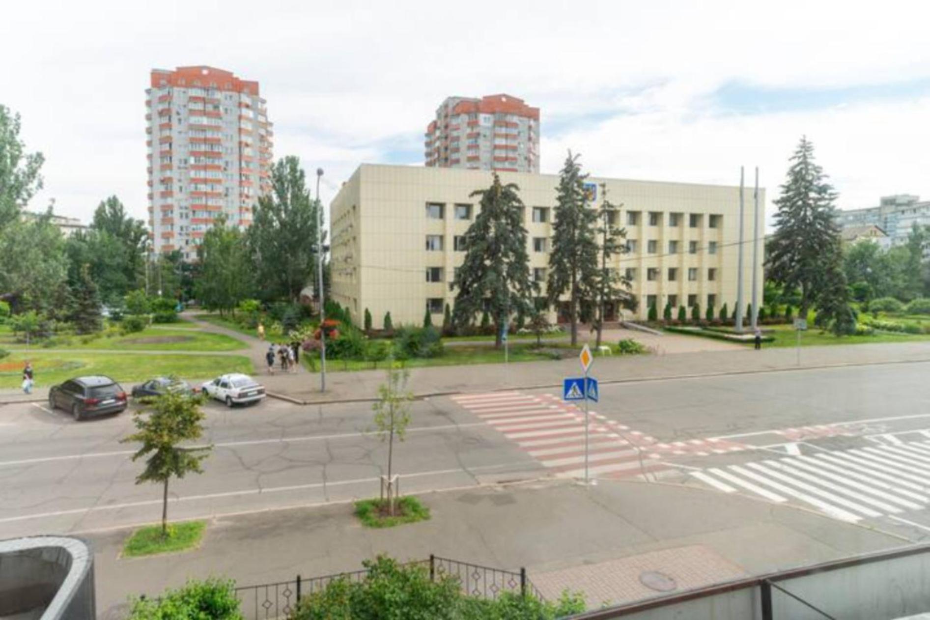 Затишна 2К Квартира З Усім Необхідним Для Життя Поряд З Метро Дарниця كييف المظهر الخارجي الصورة